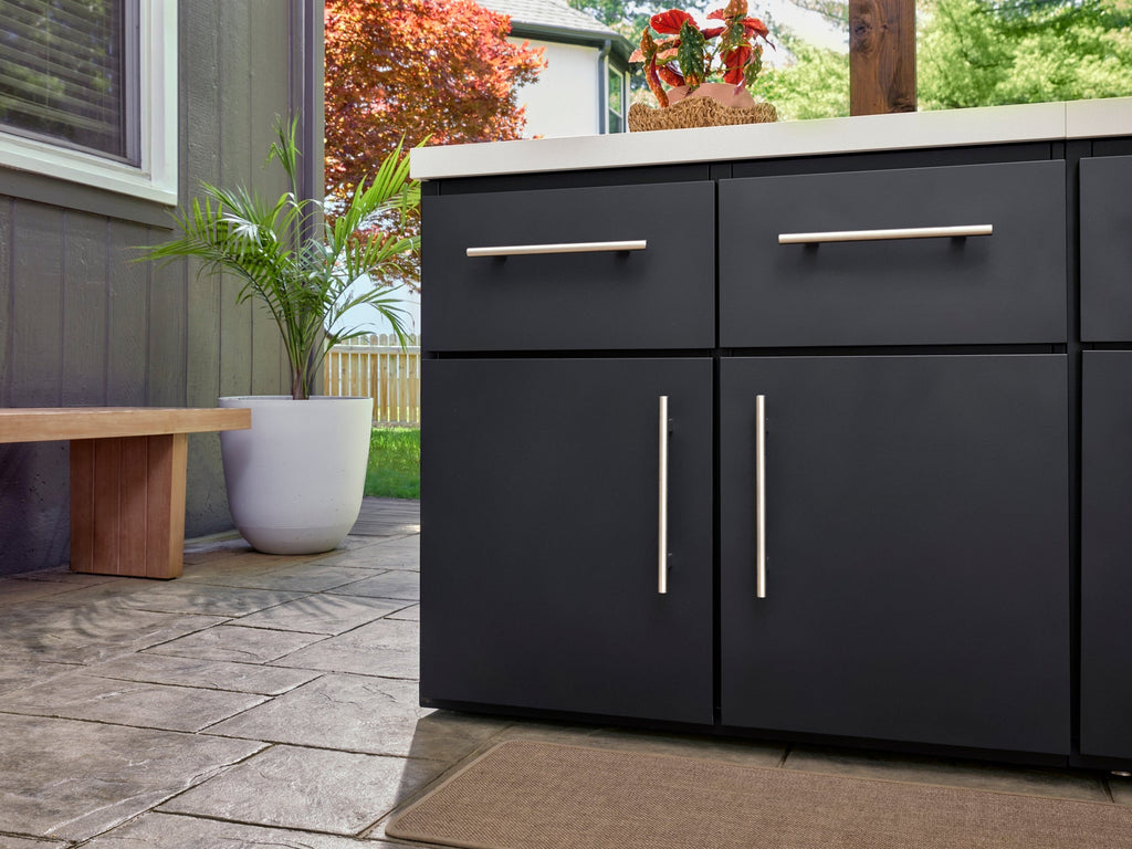 Emory | Corner Outdoor Kitchen Island with Bar Seating & Built-In Grill – Right