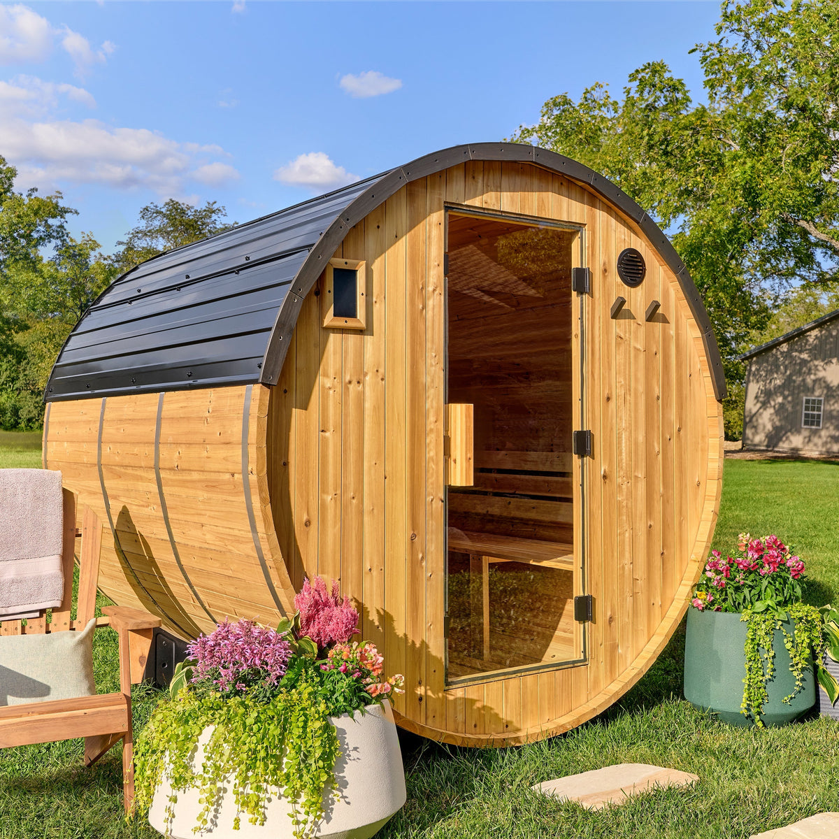 Paxton Outdoor Barrel Sauna – 4-6 Person