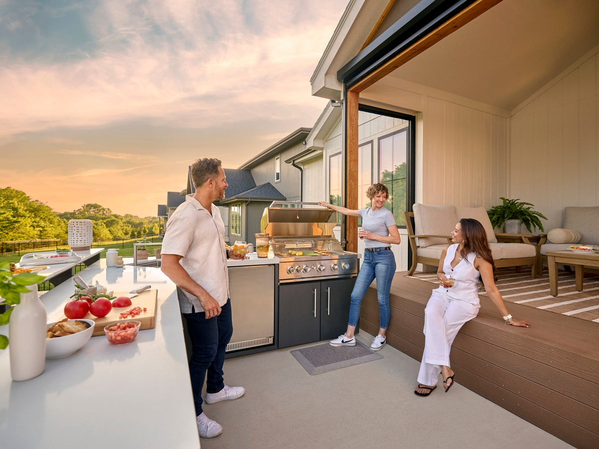 Emory | Corner Outdoor Kitchen Island with Bar Seating & Built-In Grill – Right